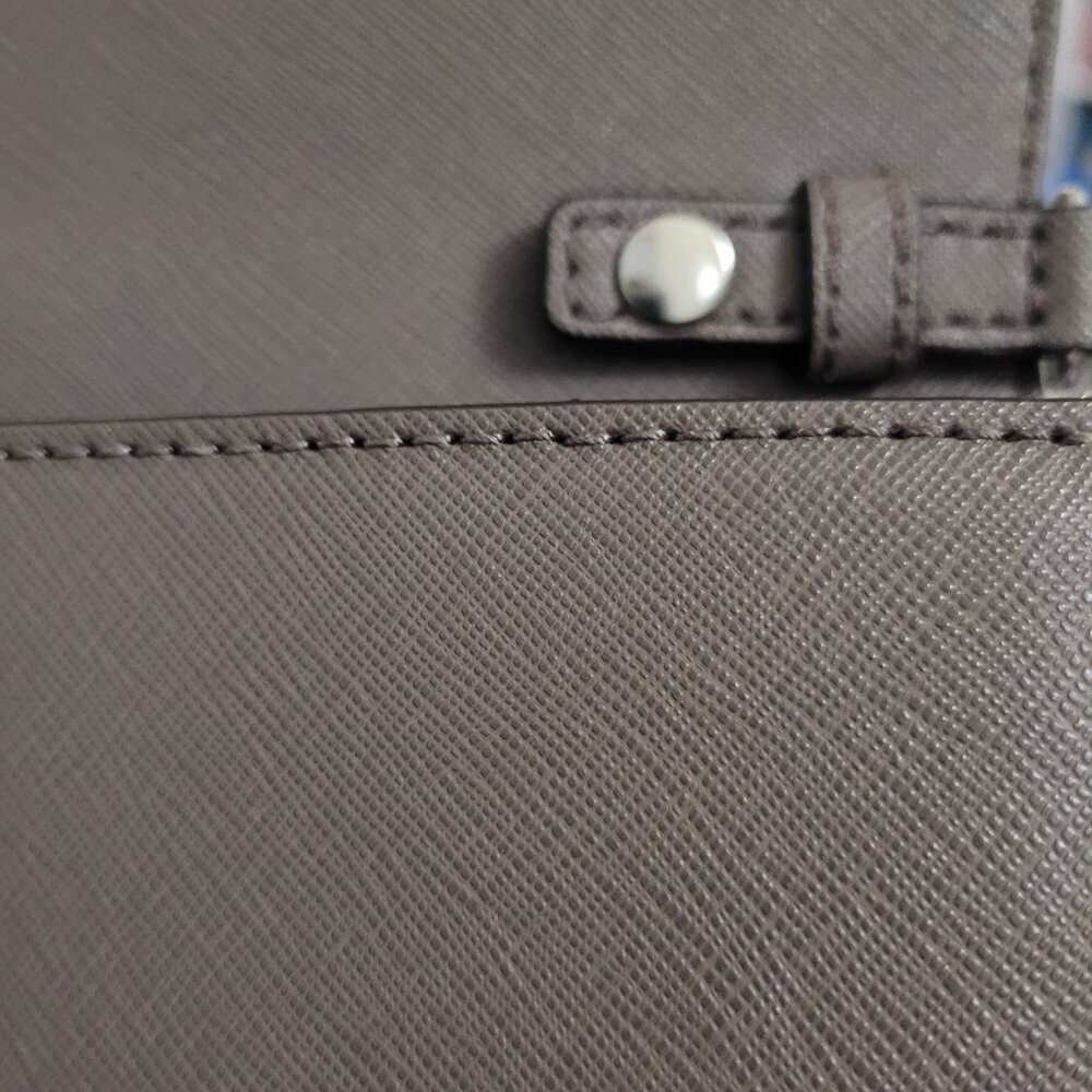 Michael Kors Jet Set Travel Phone Crossbody Pearl Grey Medium - Picture 5 of 7